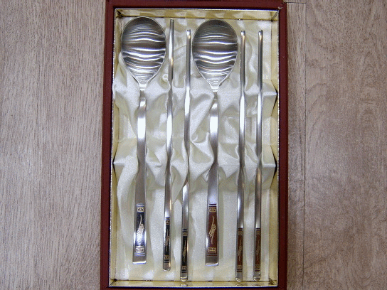 Spoon  &  Chopsticks Set